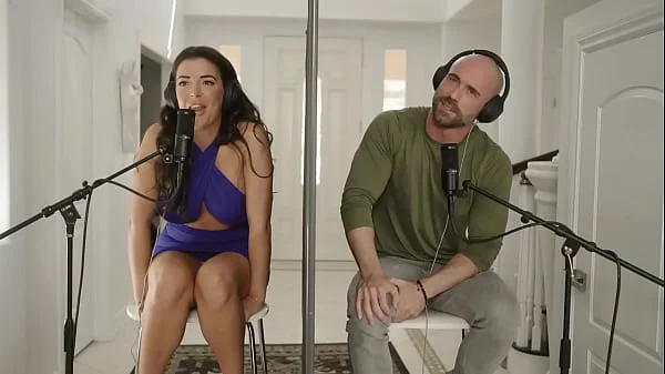 Ripped Danny Steele Dominates Busty Elizabeth Skylar While Fucking Her Deep