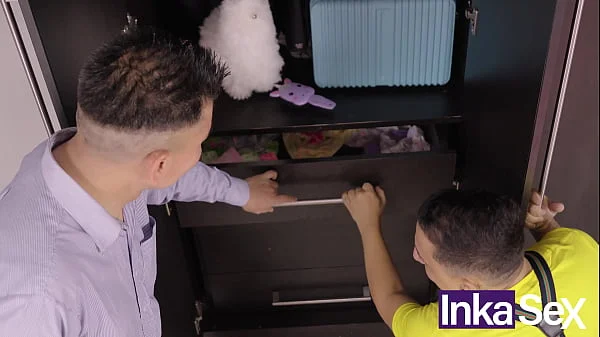 Mi hermanastra brasilera es una tentación que no podemos resistir.