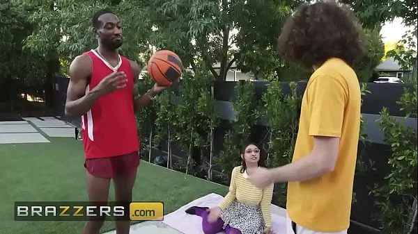 BRAZZERS - Hailey Rose Gets Double Teamed By Hollywood And Jodie In A Wet And Wild Threesome