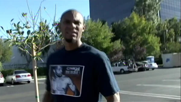 Fucking brunette milf mom