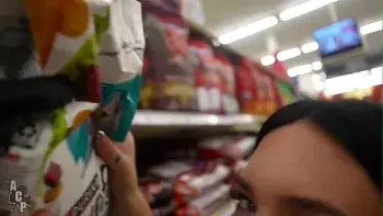 Smiths Employee Quits Job After Meeting Rich Sugar Daddy In Las Vegas