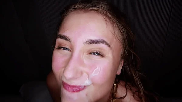 Hardcore Anal and Pussy Squirting for Lil Phillips