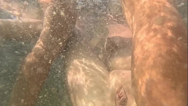 Under Water Sex with Hot Milf