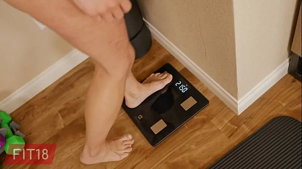 Alexis James - I Creampie A Petite and Toned Skinny MILF In A Bodysuit