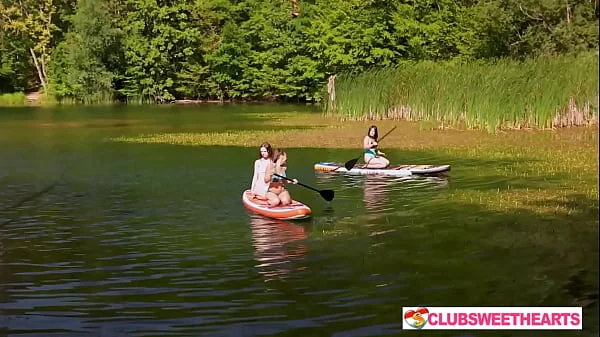3 Girls, 1 SUP at ClubSweethearts