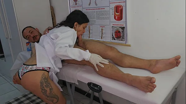 Paciente não consegue controlar a ereção diante da enfermeira