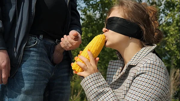 DON'T MAKE ME ANGRY! MY BEST FRIEND CHEATS ON ME OUTDOORS AT THE BIB BLACK BBANANA 2025 TASTE GAME CHEATS AGAIN