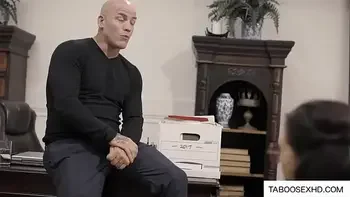 Nerdy brunette teen deepthroat by older guy