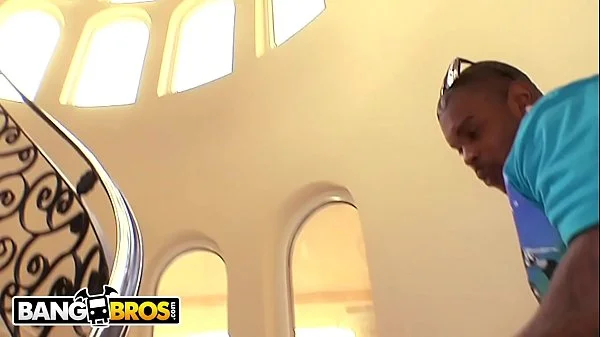 BANGBROS - Sexy Assistant Jamey Janes Rides Rico Strong's Big Black Dick