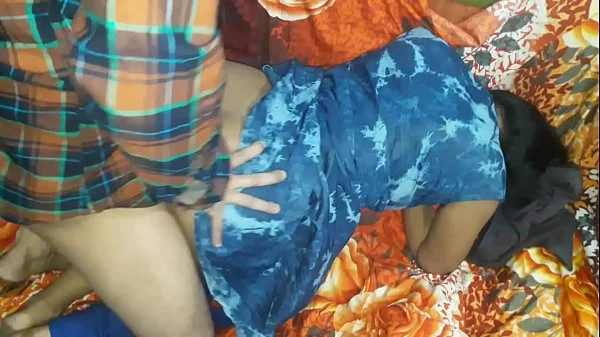 स्कूल गर्ल का सेक्स कैमरे पर दोस्त के साथ