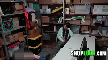 Older StepSister Spread Her Legs For Her Stupid Little StepSis's Freedom - SHOPFUCK