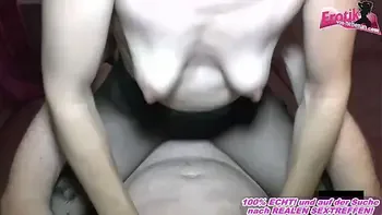 Deutsche Sexorgie mit sperma in fotzen spritzen