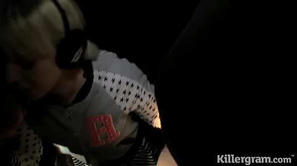 Cum slut blonde Loz Lorrimar dogging at night sucks off strangers and takes facials