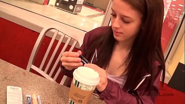 New Teen comes at modeling audition and gets fucked