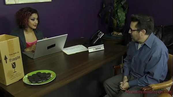 Boss Makes Her Accountant Kiss Her Ass - Daisy Ducati