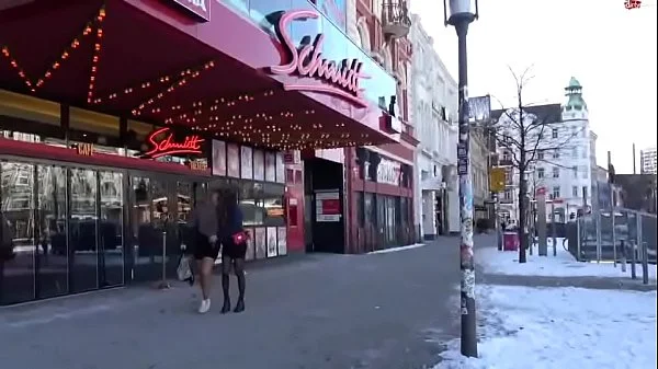 Hardcore fisting with 2 german girls in public