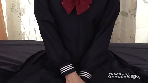 制服がとってもお似合いのももき希ちゃんはトコトコと大好きなおじさまの家に今日も向かう 1