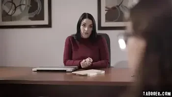 Jay Taylor has phobia against sex and body contact and seeks help from her therapist Angela White which has a very unorthodox way of curing Jay Taylor