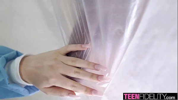 TEENFIDELITY Chloe Gets Stretched Out By Steve Holmes