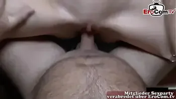 Junge teens machen creampie gangbang mit alten Männern