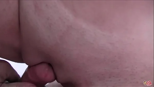 Ha estado con casi 100 tíos, ¡le gustan todos! Sólo tiene 20 añitos, Dora Mamadora