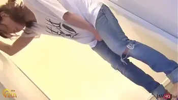 Japanese Pee Desperation and Jeans Wetting