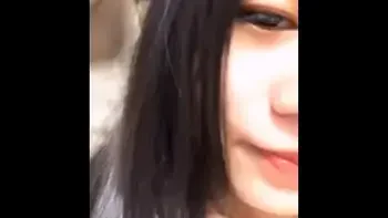 长腿校花自慰满口骚话