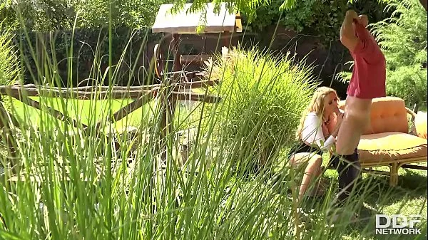 Extra hot Milf Amber Jayne gets loads of cum all over her shaved pussy