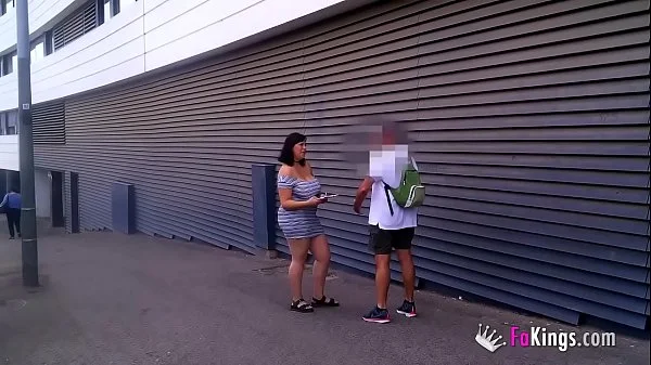 Nataly wants to show her busty curvy body to get everyone in Barcelona horny