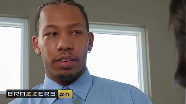 Mommy Got Boobs - (Ava Addams, Ricky Johnson) - Seduced By His Stepmom - Brazzers