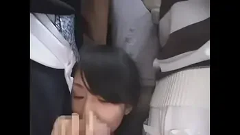 Japanese bus n°8 full