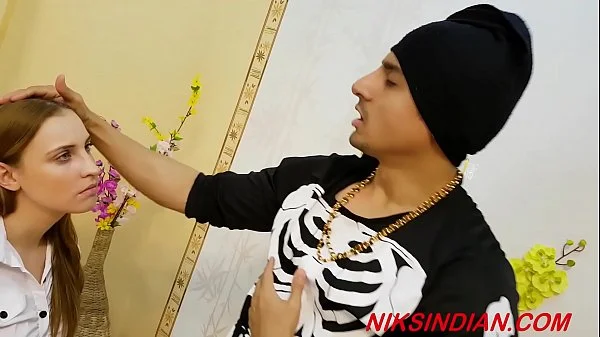 Foreigner girl ass fucked hard in Swami Chutyananda Ashram in India