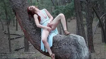 Girl Orgasms Outside