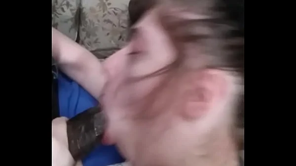 Bigtit White girl sucking bbc