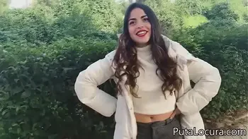 DAFNE BACHELET una chilena Pillada En La Calle por Torbe