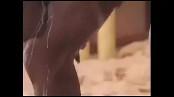 Carmen Electra - The Ultimate sexclip