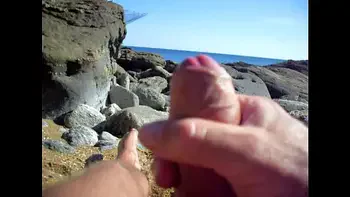 masturbation a la plage