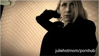 Le Fils Decouvre Que Sa Belle-mere Est Infidele With James Band, Amatrice Francaise And Julie Holly