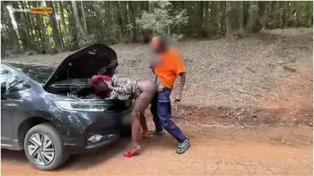 The Lucky Mechanic & The Bosslady (watch How Young Mechanics Chew Big Bossladies Out Here)