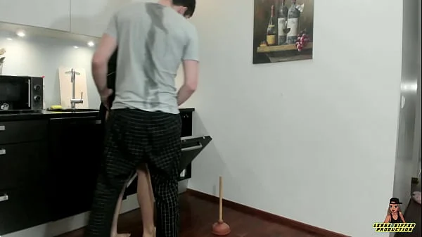 Plumber Hard Rough Fuck Sexy Housewife and Cum in Mouth