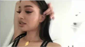 Flashing In Montreal Teaser With Scarlett Bloom