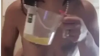 Uniqueen Catching Her Pee Slurping It Up And Twerking While Spitting It All Over My Body Come Watch