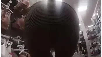 Ratchet Ebony Thot Public Nudity In Shopping Mall