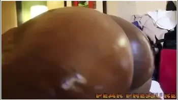 Some Phat Bum Ugly Ebony Whore Twerking - Ssbbw
