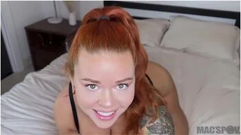 Hot Red Head Sinatra Monroe Gets Fucked For A Big Facial From