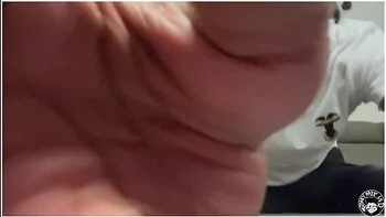 Busty Canadian Pawg Sits On Lil D Pt 1