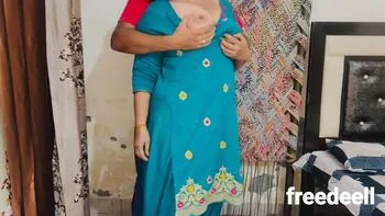 Indian Stepmom Gets Fucked by Her Stepson - Big Natural Tits Anal