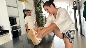 My Best Friend Sends Me to Hot Psychologist Mara for Intense Anal and Blowjob Session