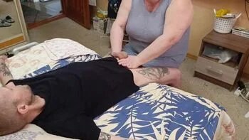 Stepmom Blowjob and Handjob MILF Russian Homemade HD