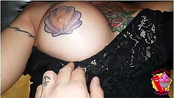 They Masturbate The Milfs Pussy And She Squirts In Pantyhose